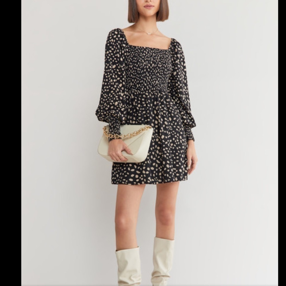 Francesca’s Mi ami smocked brown long sleeve as strict polka dots dress size M